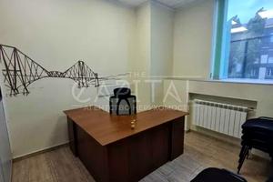 комерційна за адресою Новокостянтинівська вул., 13/10