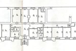 комерційна за адресою Кловський узвіз, 4