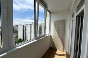 квартира за адресою Гната Хоткевича вул., 44