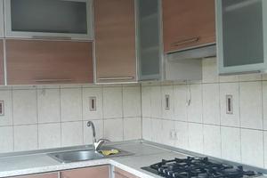 квартира за адресою Комарова, 27-а