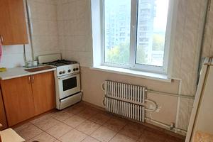 квартира за адресою Металургів просп., 54