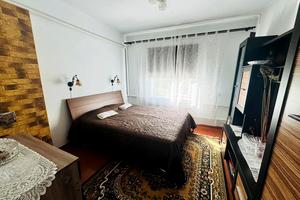 будинок за адресою Молодіжна, 8