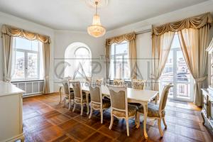 коммерческая по адресу Жилянская ул., 5