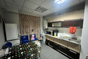 комерційна за адресою Новорічна вул., 73