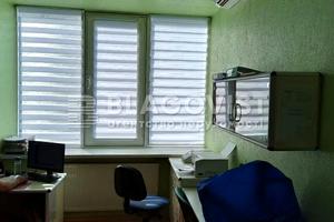 комерційна за адресою Почайнинська вул., 70