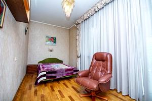 будинок за адресою Івана Їжакевича вул., 72