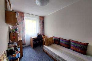 квартира за адресою Тролейбусна вул., 8