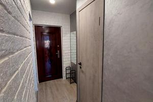 квартира за адресою Тролейбусна вул., 5