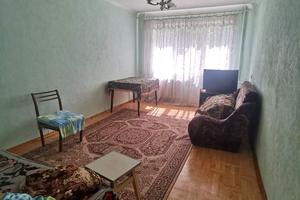 квартира за адресою Івана Каркача бульв., 73