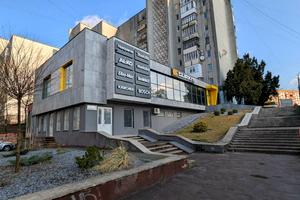 комерційна за адресою Міцкевича вул., 11