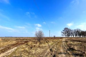 ділянка за адресою Лугова