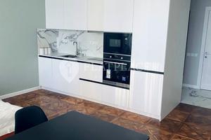 квартира за адресою Зарічна вул., 4