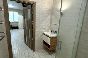 будинок за адресою Незалежності