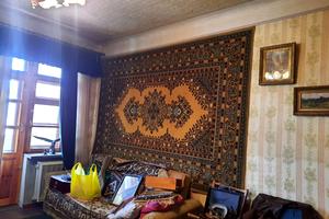 квартира за адресою Куликівський узвіз (Революції), 8/10
