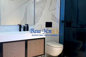 будинок за адресою Набережна вул., 77