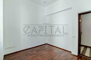 комерційна за адресою Саксаганського вул., 67
