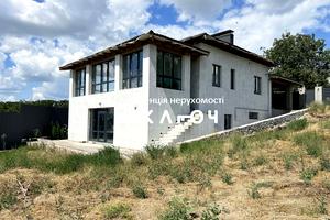 будинок за адресою Вільний пров.