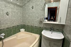 квартира за адресою Запорізька вул., 4