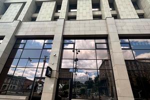 комерційна за адресою майдан Незалежності пл., 2