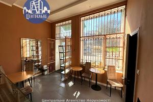 комерційна за адресою Сагайдачного, 23