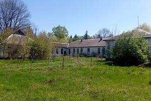 комерційна за адресою Центральна, 1А