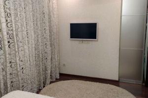 квартира за адресою Кам'янецька вул., 107