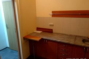 комерційна за адресою Раїси Окіпної вул., 8