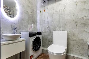 квартира за адресою Романа Левицького вул., 4