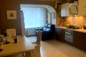 квартира за адресою Паркова вул., 75
