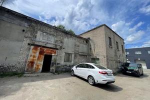 комерційна за адресою Віскозна вул., 4д