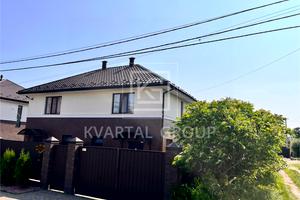 будинок за адресою Вишнева вул., 123В
