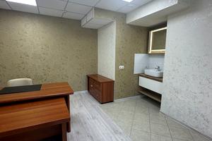 комерційна за адресою Урлівська вул., 11-А