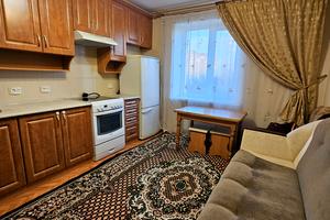 квартира за адресою Академіка Корольова вул., 24