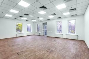 комерційна за адресою Жилянська вул., 75
