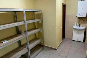 комерційна за адресою Героїв УПА вул., 22
