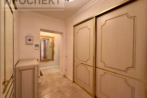 квартира по адресу Петропавловская ул., 87/3