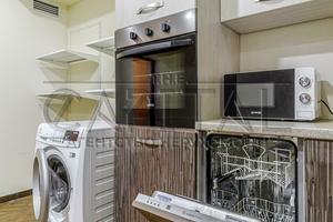 будинок за адресою Анатолія Солов'яненка вул., 4