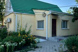 будинок за адресою смт. Новопокровка, Весняна, 49