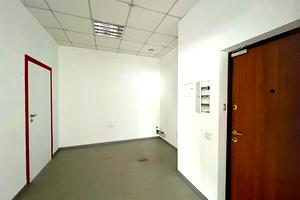 комерційна за адресою Науки просп. (Леніна), 38