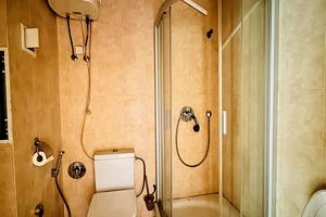 комерційна за адресою Світлицького вул., 35
