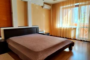квартира по адресу Анны Ахматовой ул., 8
