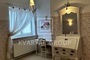будинок за адресою Івана Франка вул. (Кірова), 208