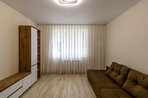 квартира за адресою Височана вул., 18