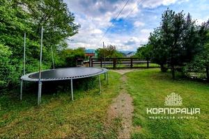 комерційна за адресою Центральна, 10