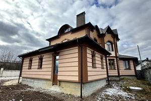будинок за адресою с. Микитинці, Юності
