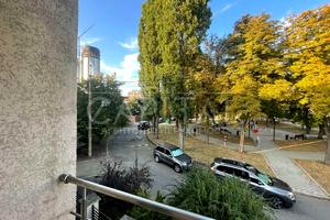 дом по адресу вул. Дмитра Дорошенка, 9