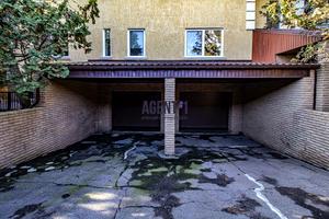 будинок за адресою Мальовнича