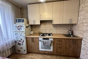 квартира за адресою Перемоги вул., 12