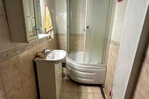 квартира за адресою Дмитра Донцова вул., 6