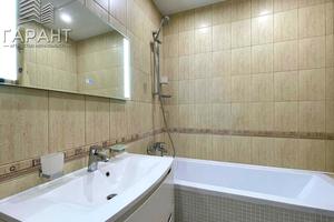 квартира за адресою Михайла Лушпи просп., 38